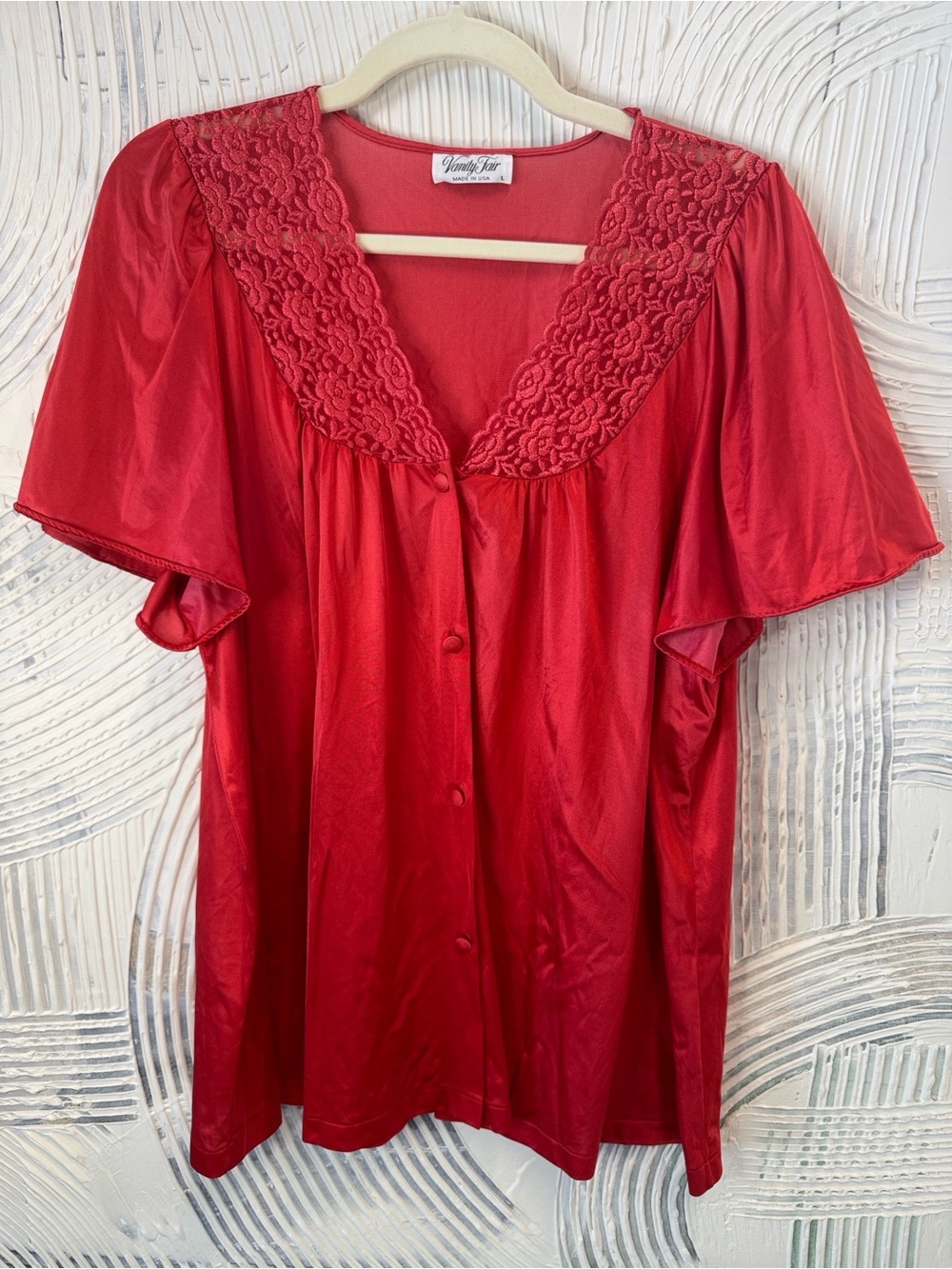 Vanity Fair Romantic Red Satin-Look Scoop Neck Top N0551